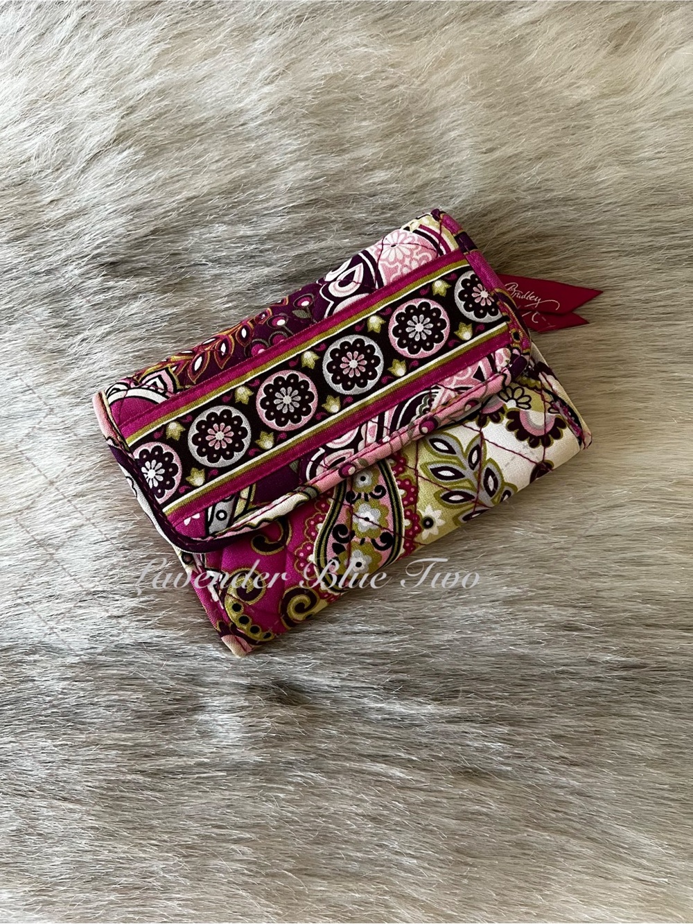 VERA BRADLEY Very Berry Paisley 2010 Trifold Euro Wallet Pink Purple Y2K